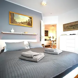 Apartment The Getaway / 80qm In Berlin's Historic Diplomatic Quarter, Berlin